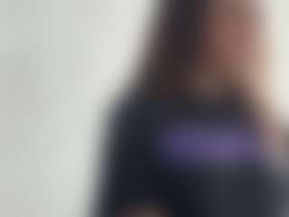 BellaSky's Live Sex Cam Show