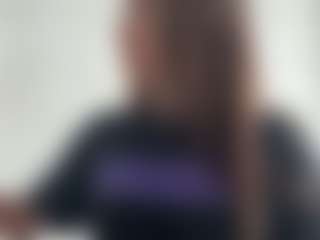 BellaSky's Live Sex Cam Show