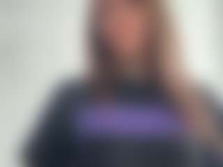BellaSky's Live Sex Cam Show