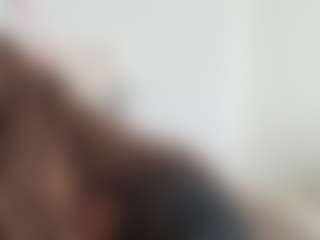 BellaSky's Live Sex Cam Show