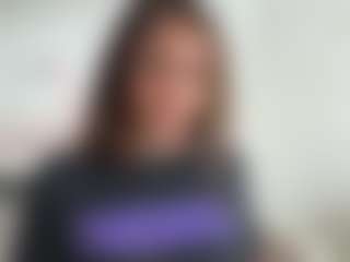 BellaSky's Live Sex Cam Show