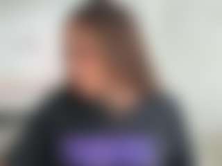 BellaSky's Live Sex Cam Show
