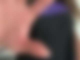 BellaSky's Live Sex Cam Show