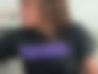 BellaSky's Live Sex Cam Show
