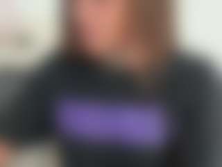 BellaSky's Live Sex Cam Show