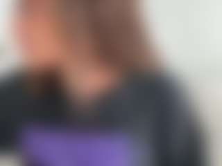 BellaSky's Live Sex Cam Show