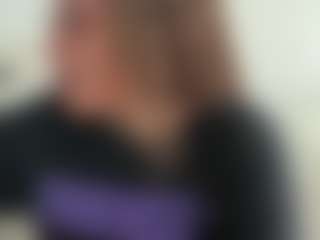 BellaSky's Live Sex Cam Show