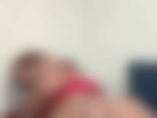 BellaSky's Live Sex Cam Show