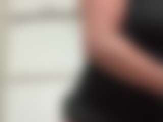 BellaSky's Live Sex Cam Show
