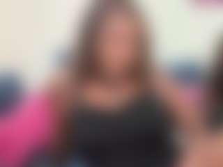 BellaSky's Live Sex Cam Show