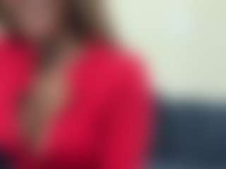 BellaSky's Live Sex Cam Show