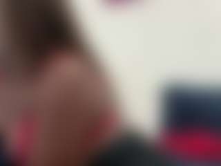 BellaSky's Live Sex Cam Show