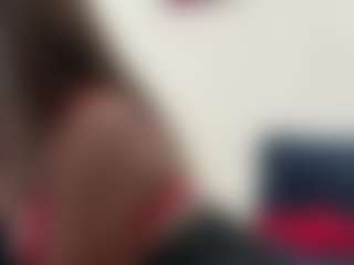 BellaSky's Live Sex Cam Show