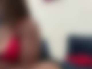 BellaSky's Live Sex Cam Show