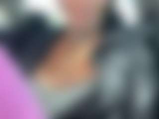 BellaSky's Live Sex Cam Show