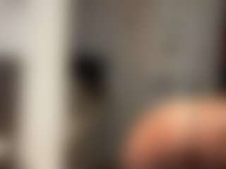 BellaSky's Live Sex Cam Show