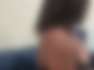 BellaSky's Live Sex Cam Show