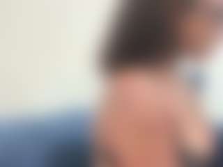 Live cam show with BellaSky - Amateur on Big Tits