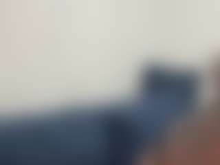 Live cam show with BellaSky - Athletic Brown Eyes on camgirlchat.live