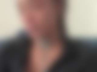 BellaSky's Live Sex Cam Show