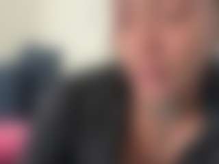 BellaSky's Live Sex Cam Show