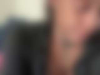 BellaSky's Live Sex Cam Show