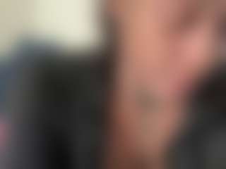 BellaSky's Live Sex Cam Show