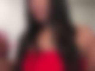 BellaSky's Live Sex Cam Show