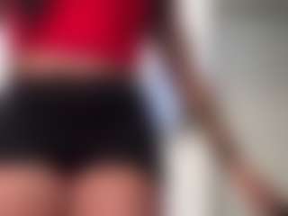 BellaSky's Live Sex Cam Show