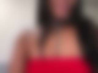 BellaSky's Live Sex Cam Show
