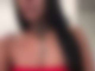 BellaSky's Live Sex Cam Show