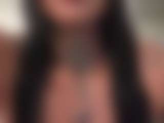 BellaSky's Live Sex Cam Show