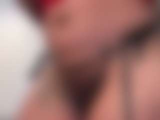 BellaSky's Live Sex Cam Show