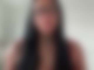 BellaSky's Live Sex Cam Show