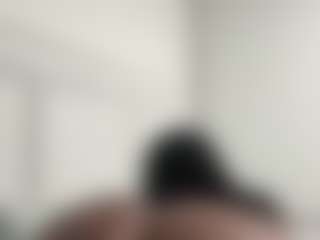 BellaSky's Live Sex Cam Show