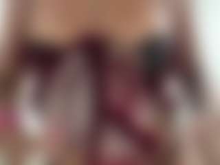 BellaSky's Live Sex Cam Show