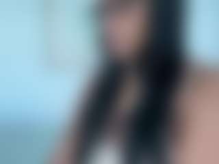 BellaSky's Live Sex Cam Show