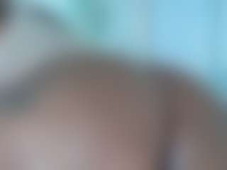 BellaSky's Live Sex Cam Show