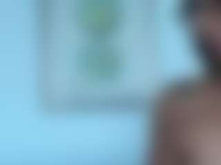 BellaSky's Live Sex Cam Show