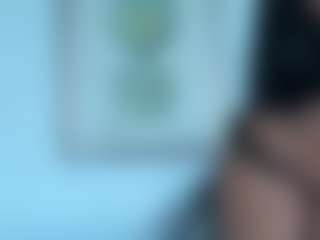 BellaSky's Live Sex Cam Show
