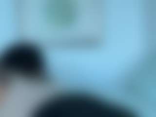 BellaSky's Live Sex Cam Show