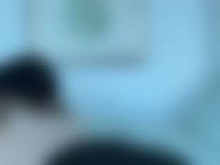 BellaSky's Live Sex Cam Show