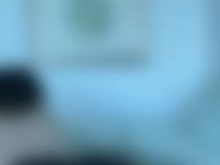 BellaSky's Live Sex Cam Show