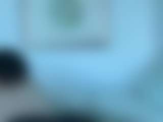 BellaSky's Live Sex Cam Show