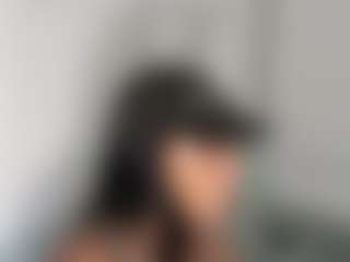 BellaSky's Live Sex Cam Show