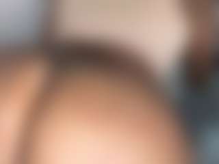 BellaSky's Live Sex Cam Show