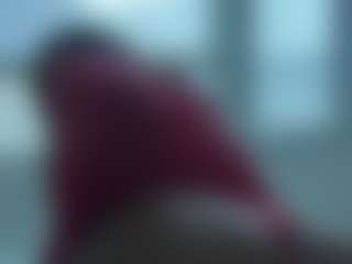 BellaSky's Live Sex Cam Show