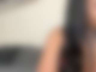 BellaSky's Live Sex Cam Show