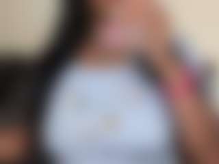 BellaSky's Live Sex Cam Show