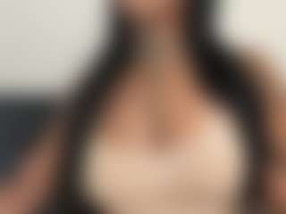 BellaSky's Live Sex Cam Show
